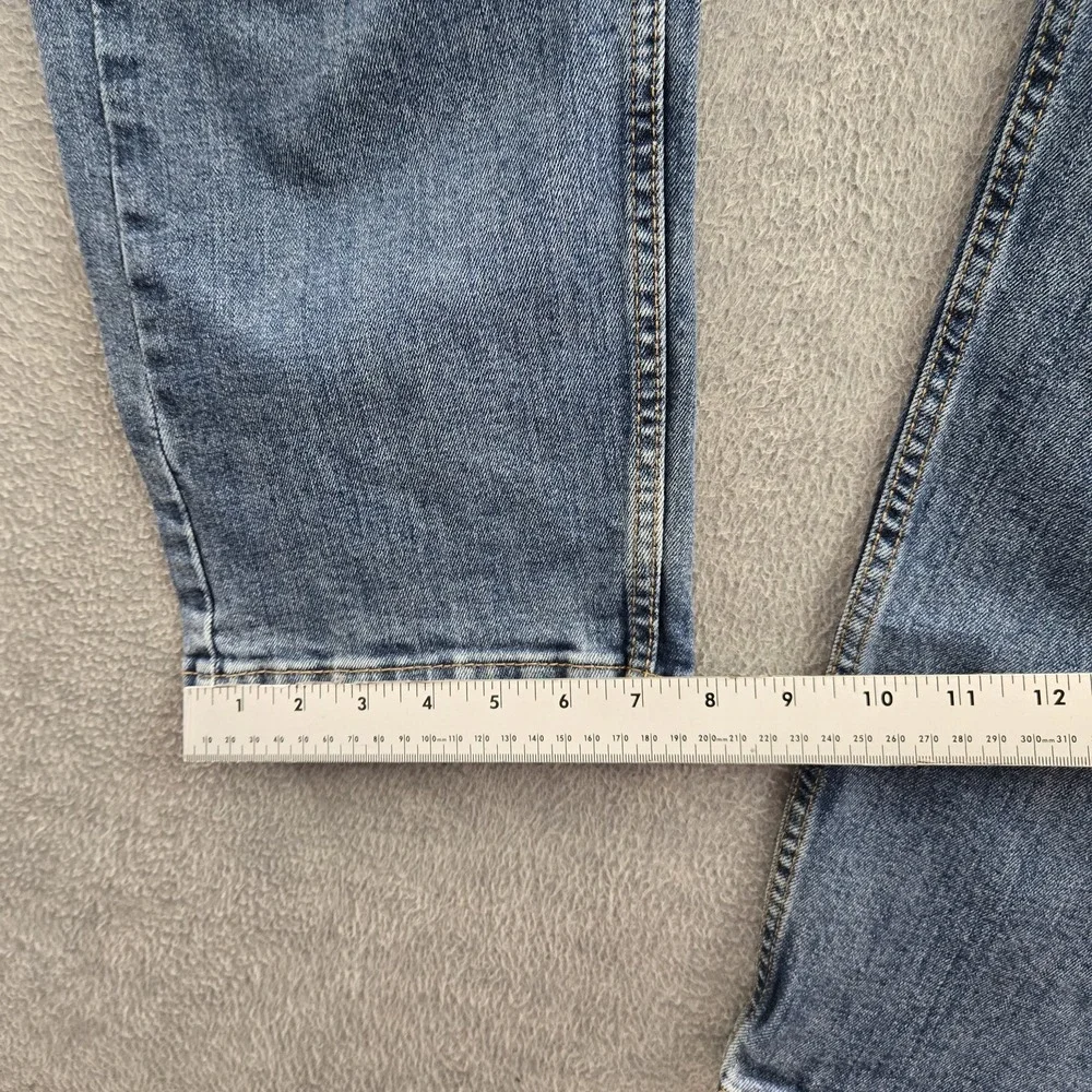 Levis *please carefully
